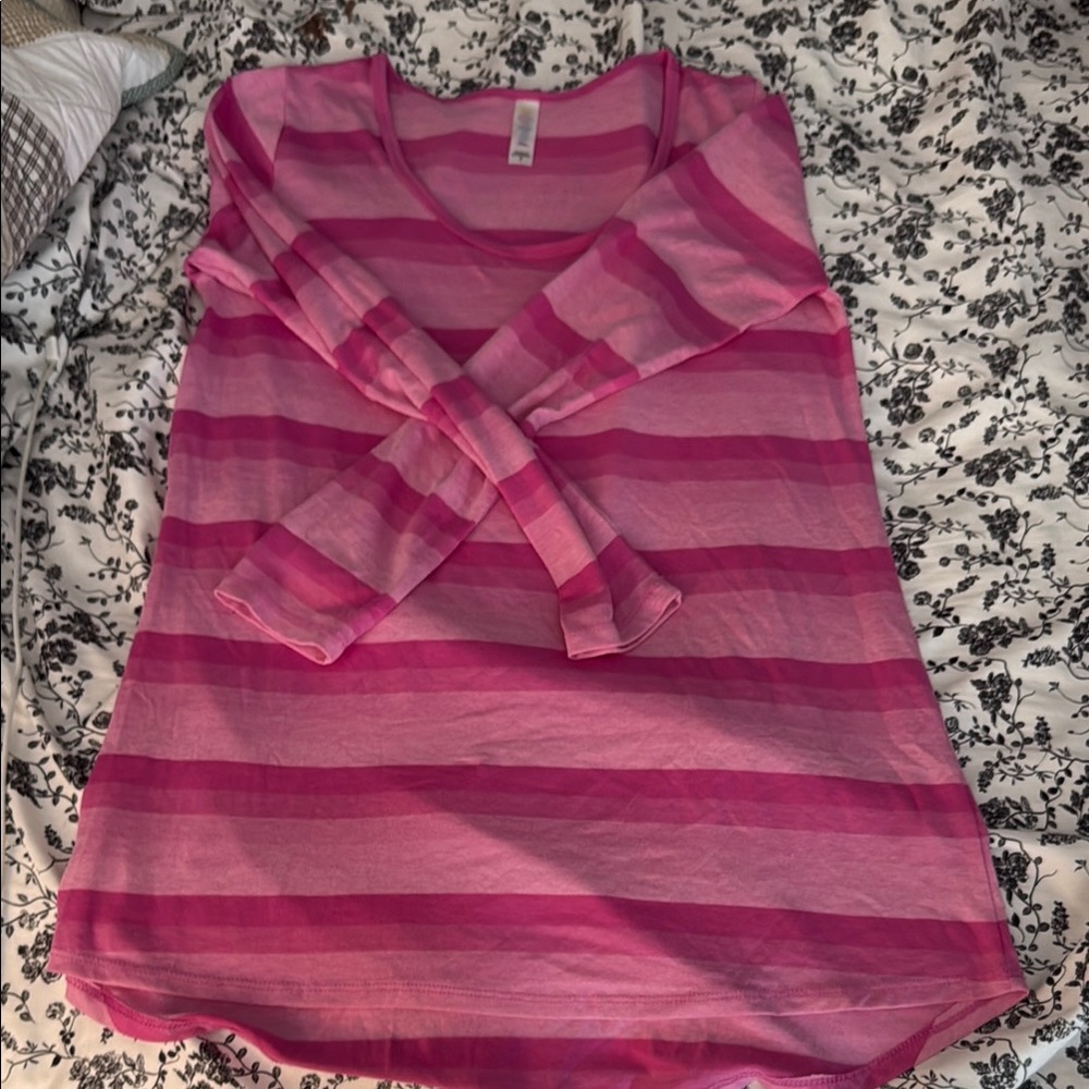 LuLaRoe Pink Ribbed 3/4 Sleeve Blouse